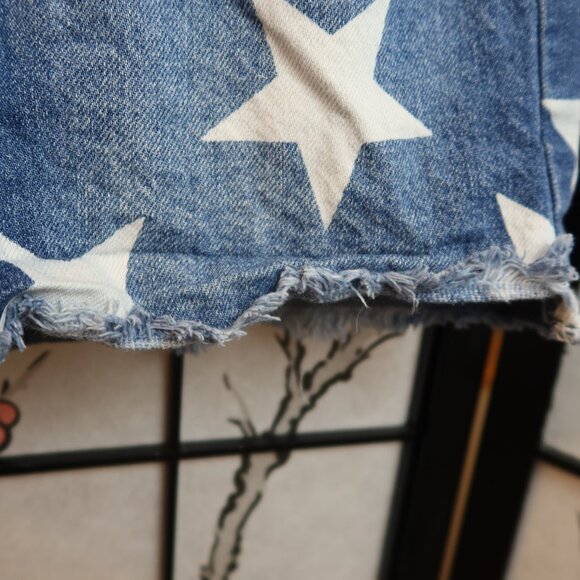 YMI Blue Starrt Star Stars Jean Shorts Size 3/26 Dream Authentic Denim - Picture 3 of 8